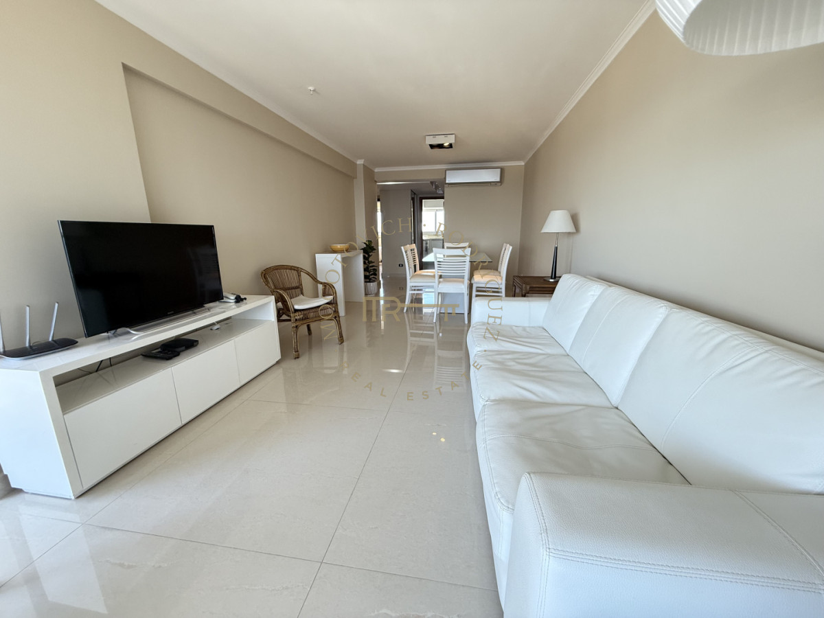 Apartamento ID.4168 - Alquiler temporada apartamento de 2 dormitorios y 2 baños Miami Boulevard