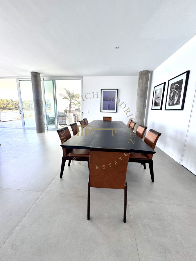Apartamento ID.4087 - Apartamento de tres dormitorios y dependencia 