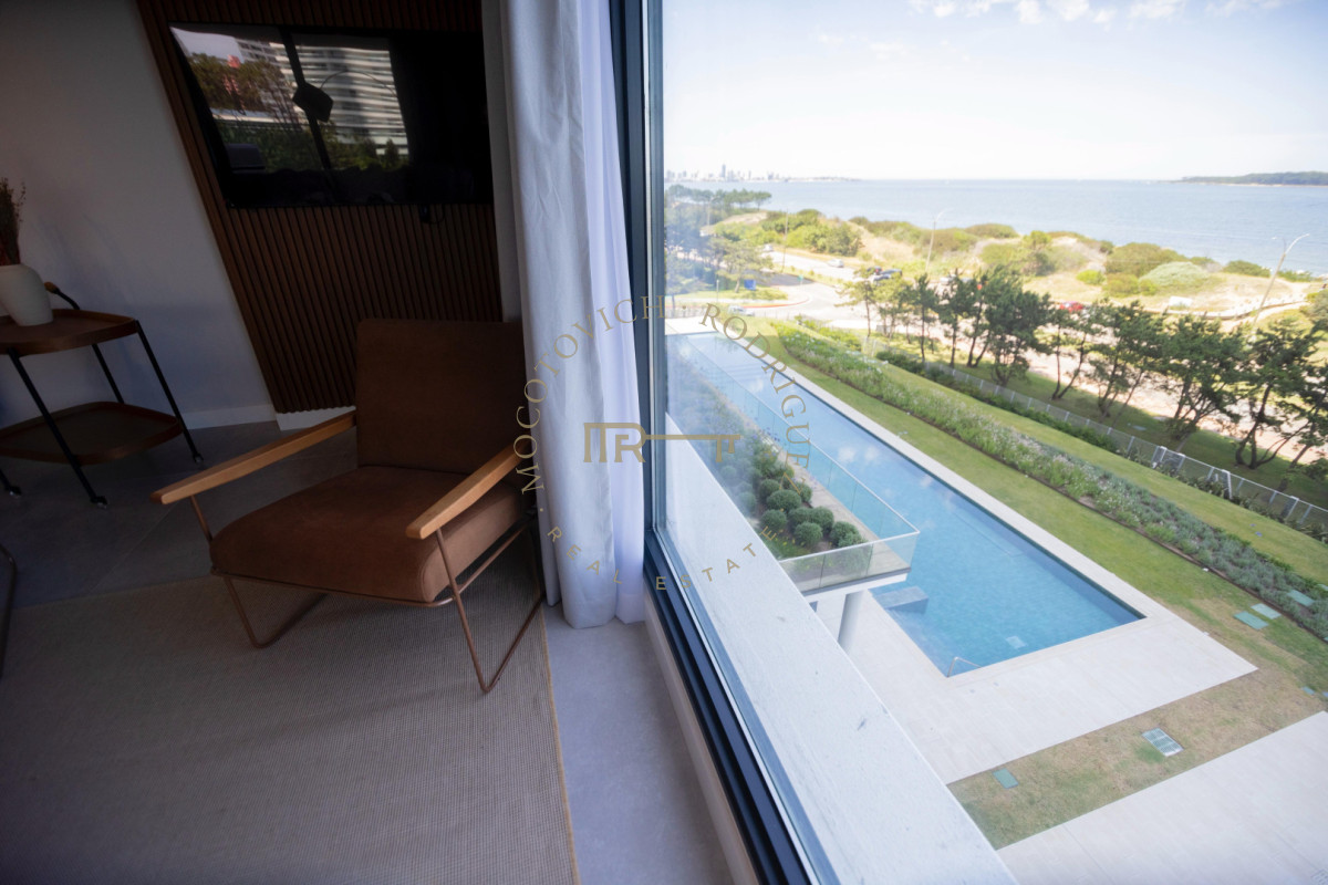 Apartamento ID.3394 - Venetian en Alquiler de verano 2026 tres suites y dependencia. Punta del Este 