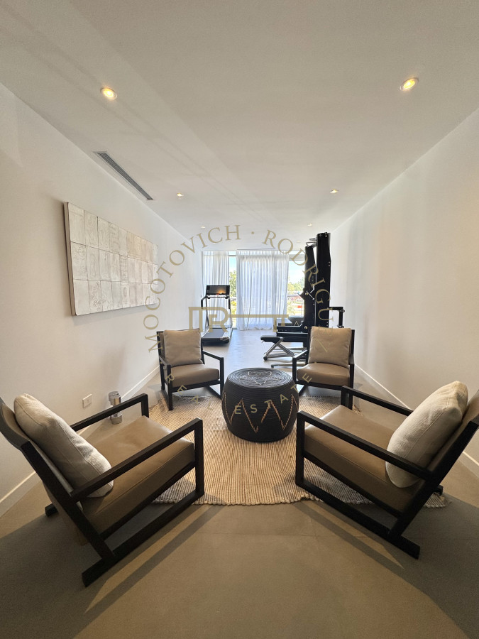 Apartamento ID.4087 - Apartamento de tres dormitorios y dependencia 