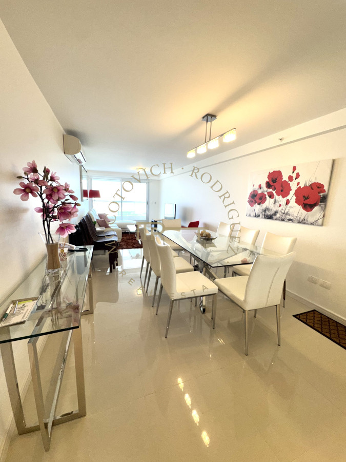 Apartamento ID.162 - Apartamento en venta 2 dormitorios Look Brava- Punta del Este