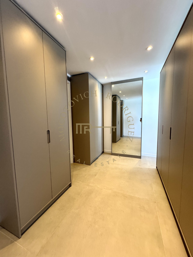 Apartamento ID.4087 - Apartamento de tres dormitorios y dependencia 