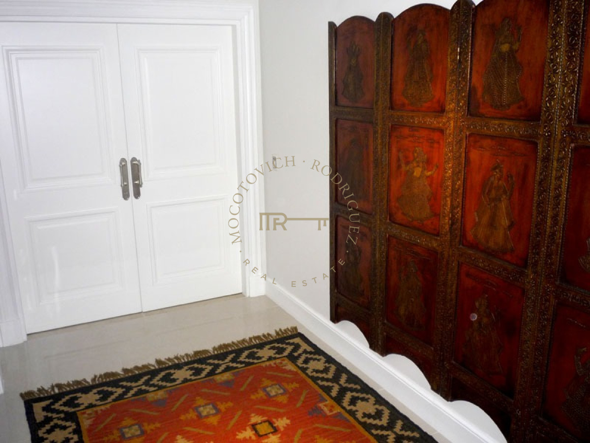 Apartamento ID.1077 - Esquinero en Le Jardin  al Puerto 3 dormitorios y dep. Vista al mar. 