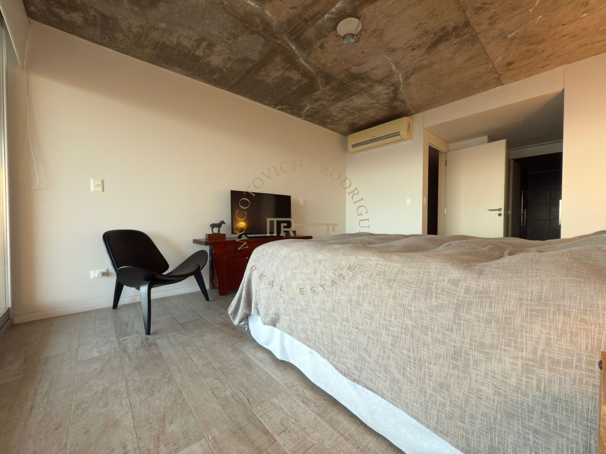 Apartamento ID.3987 - Apartamento en venta de 3dormitorios penthouse frente al mar