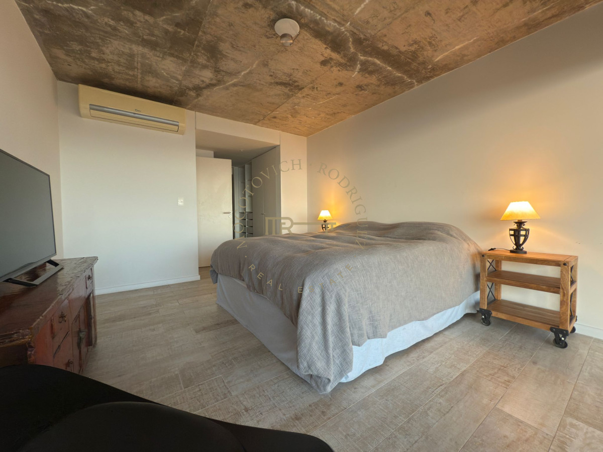 Apartamento ID.3987 - Apartamento en venta de 3dormitorios penthouse frente al mar
