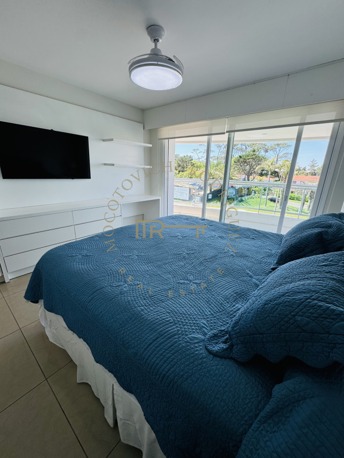 Apartamento ID.2635 - En venta. Apartamento en Torre Aquarela. 2 Dormitorios y dep. de servicio. 