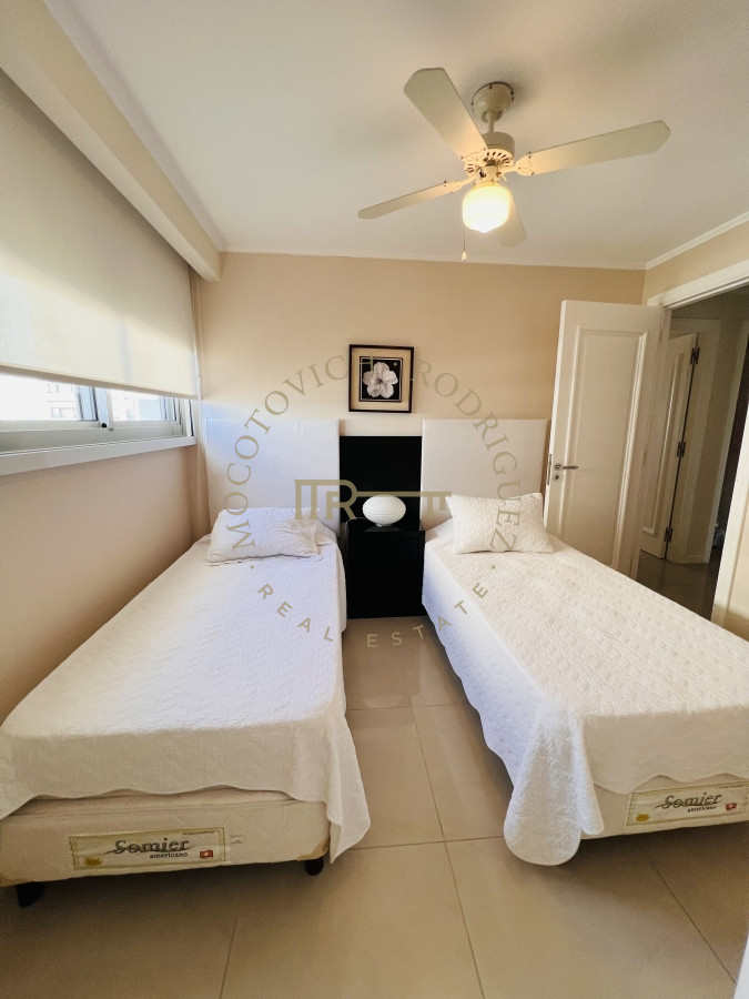 Apartamento ID.288 - Imperiale en venta 3 dormitorios + dep. de servicio. Vista al mar - Playa Brava