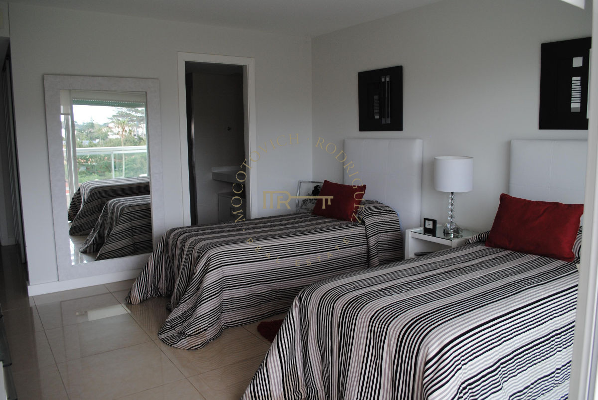 Apartamento ID.13 - Apartamento en alquiler verano 4 dormitorios Torre Aquarela  