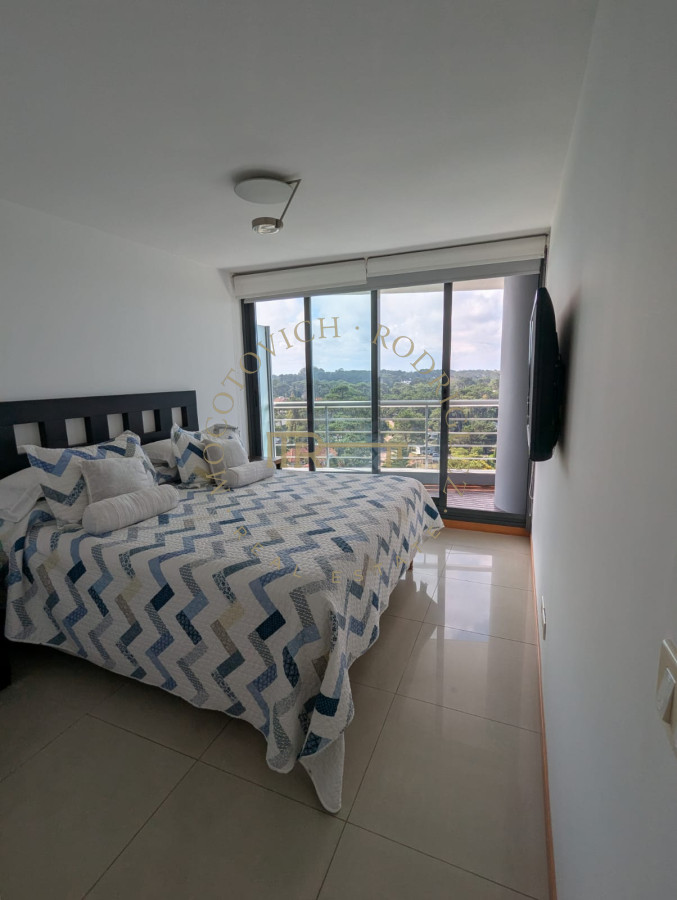 Apartamento ID.3609 - Alquiler anual apartamento de 2 dormitorios y 2 baños. 