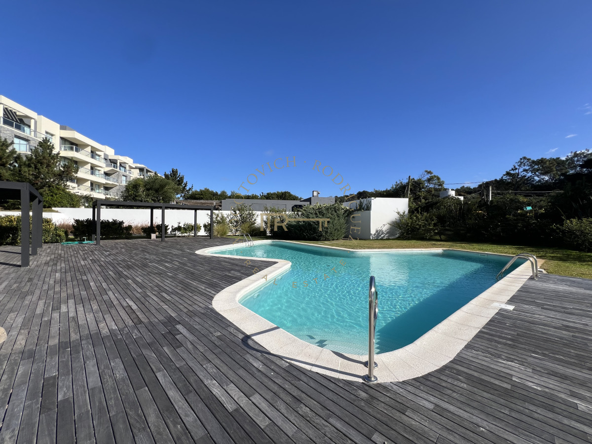 Apartamento ID.222 - Apartamento en alquiler 3 dormitorios y barbacoa propia - Playa Brava