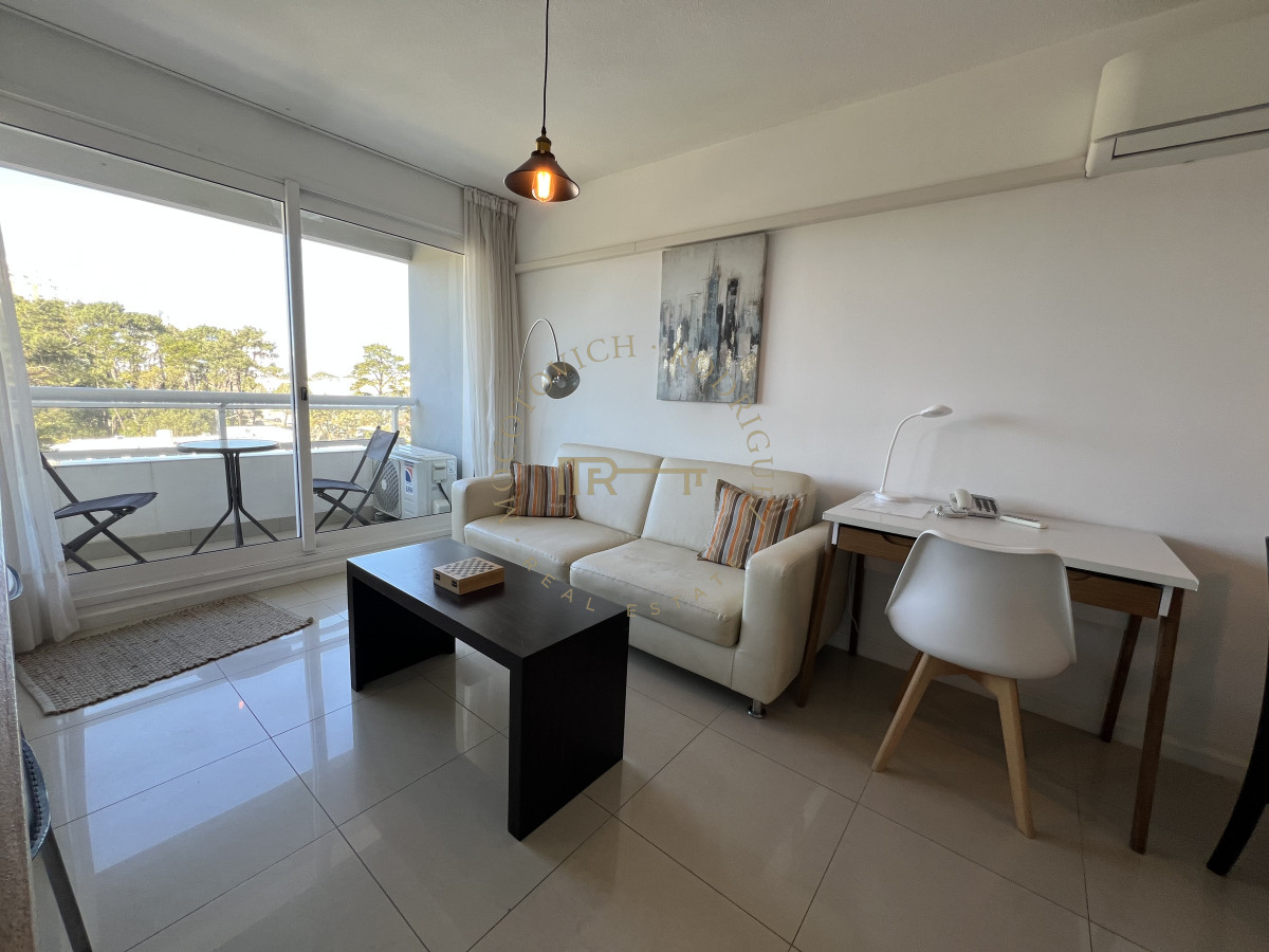 Apartamento ID.3759 - Alquiler de temporada en Jardines de la Sierra