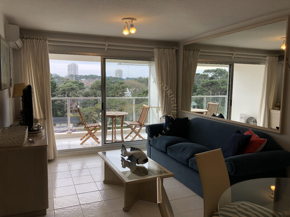 Apartamento ID.177 - Apartamento 2 dormitorios con piscina  - Playa Mansa Alquiler invernal