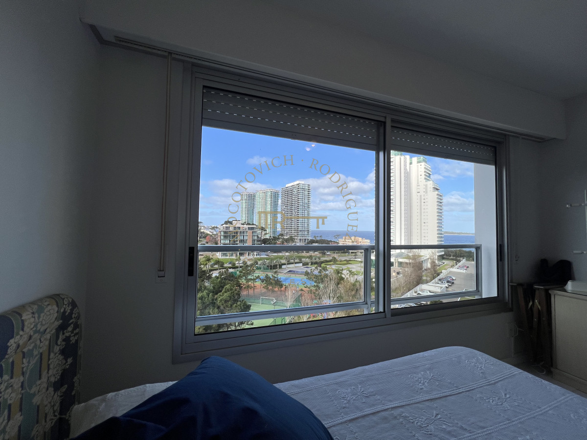 Apartamento ID.3268 - Apartamento 3 dormitorios en alquiler anual. Punta del este.