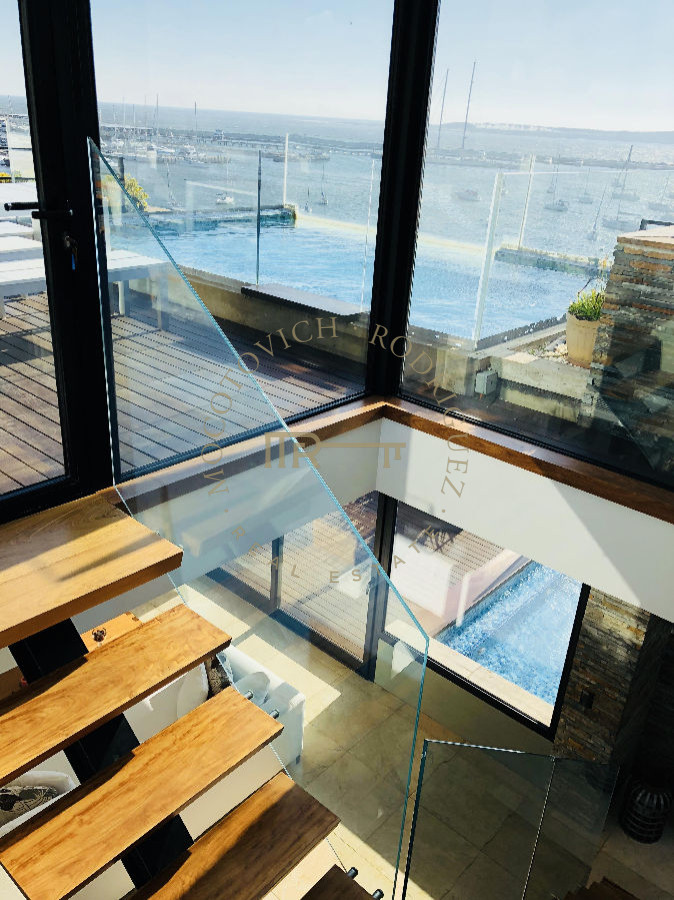 Apartamento ID.194 - Puerto, exclusivo apartamento en venta 4 dormitorios, piscina. Punta del Este.