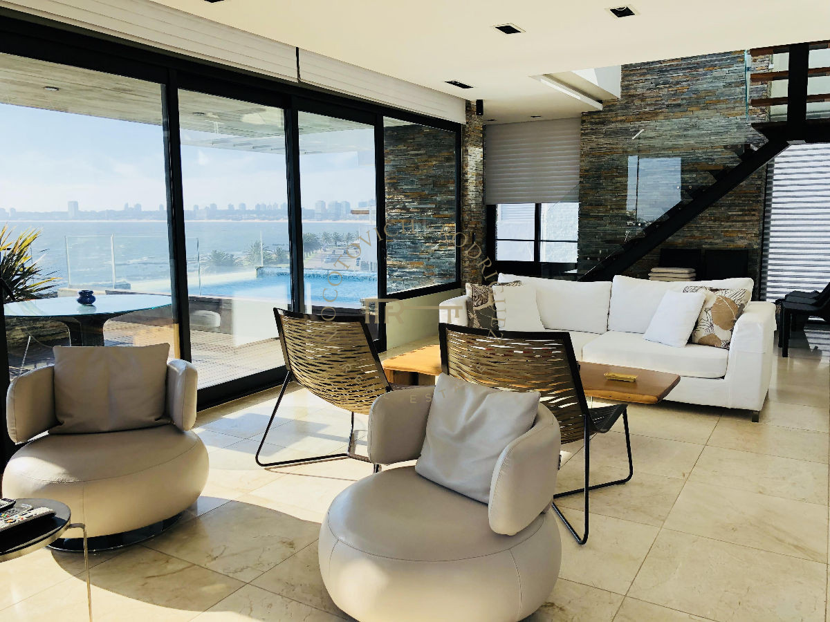 Apartamento ID.194 - Puerto, exclusivo apartamento en venta 4 dormitorios, piscina. Punta del Este.