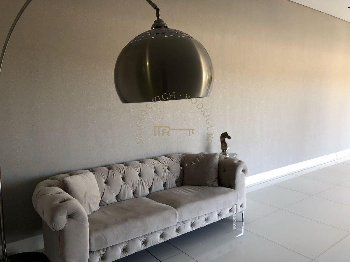 Apartamento ID.195 - Apartamento de 2 dormitorios en alquiler - Laguna del Diario Punta del Este.-