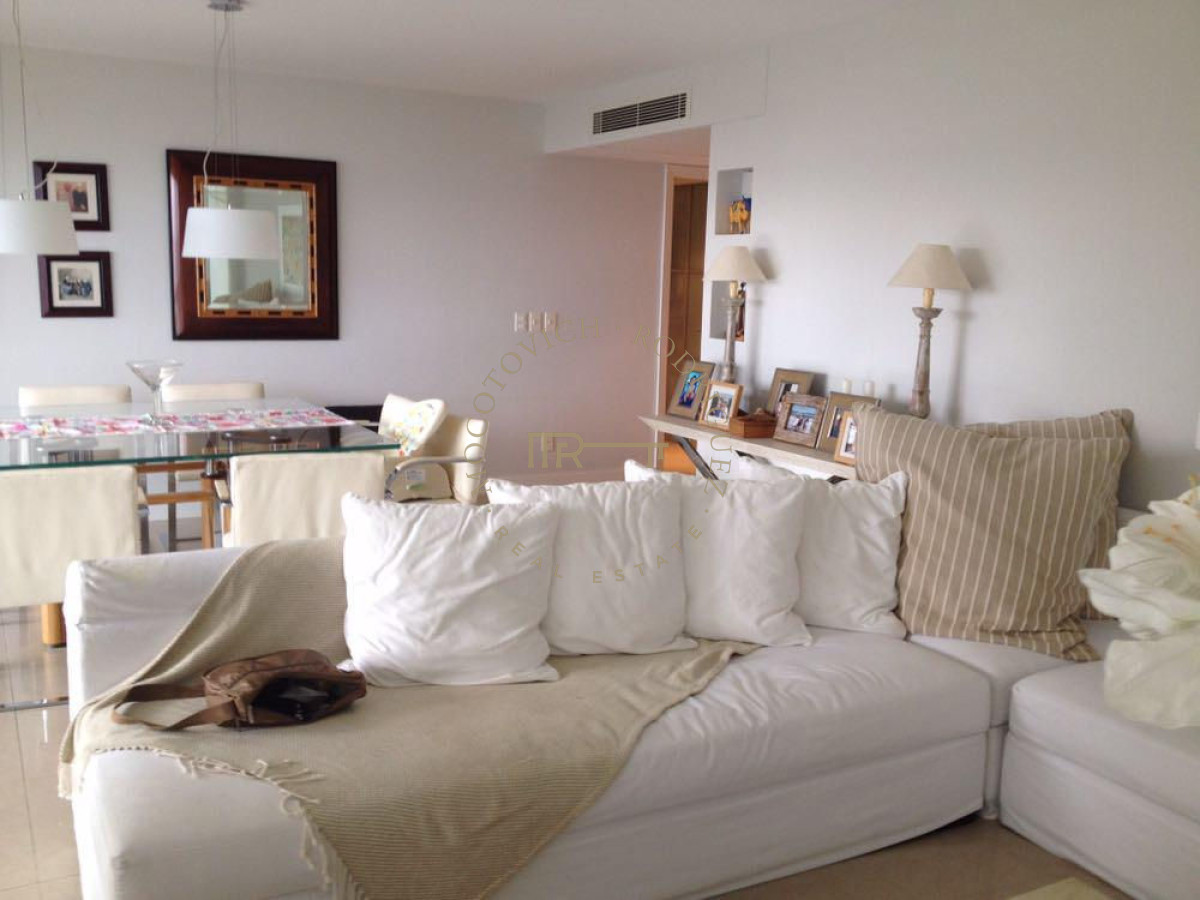 Apartamento ID.19 - Torre Aquarela 3 dormitorios y dependencia en alquiler febrero 2024.