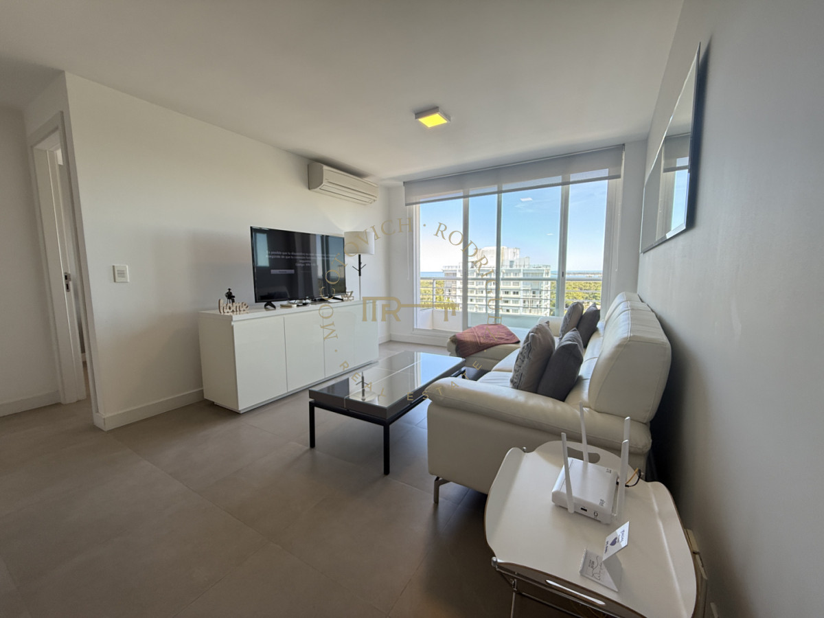 Apartamento ID.82 - Greenlife.  2 dormitorios en suite venta y alquiler - Punta del Este 2026