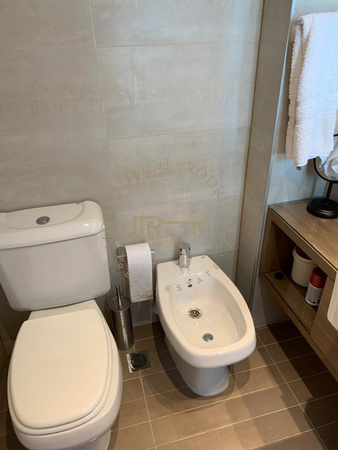 Apartamento ID.3200 - Alquiler de apartamento de 3 dormitorios