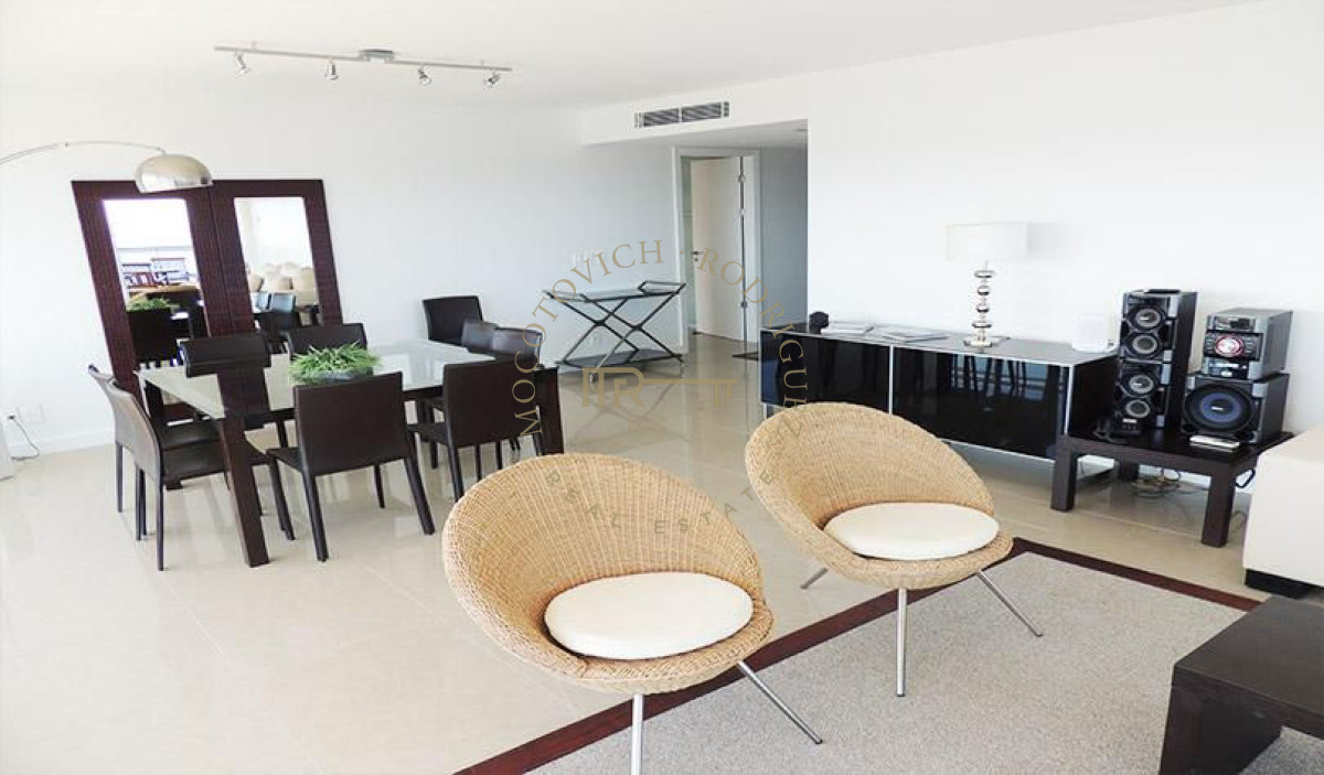 Apartamento ID.206 - Apartamento 3 dormitorios mas servicio Aquarela - Playa Mansa