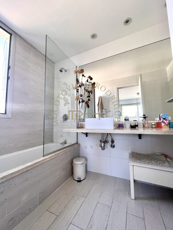 Apartamento ID.57 - Emerald apartamento en venta - 3 dormitorios + den- piscina  - Mansa Penthouse Punta del Este