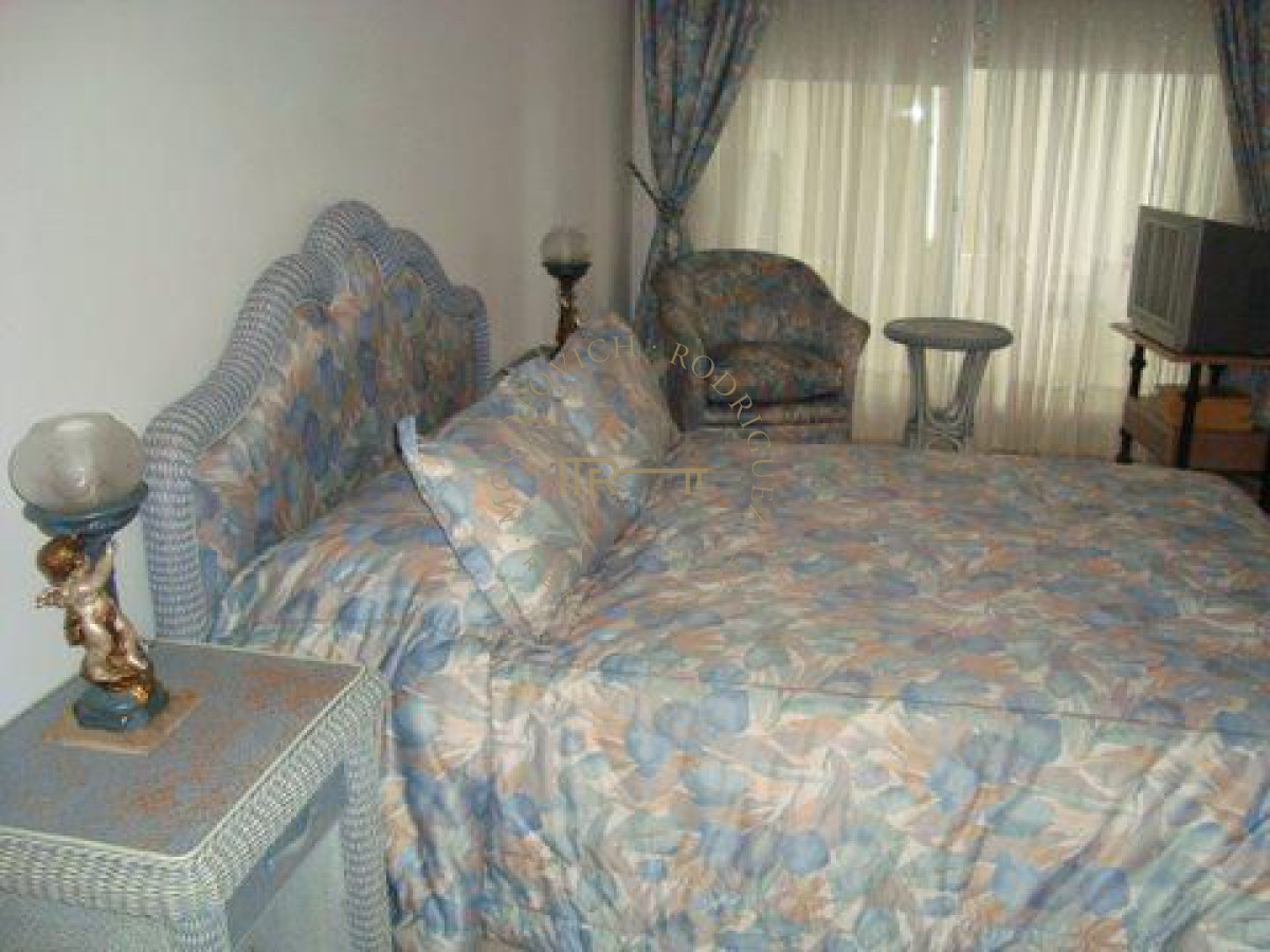 Apartamento ID.236 - Apartamento en alquiler 2 dormitorios Complejo Lincoln- Playa Mansa-Punta del Este