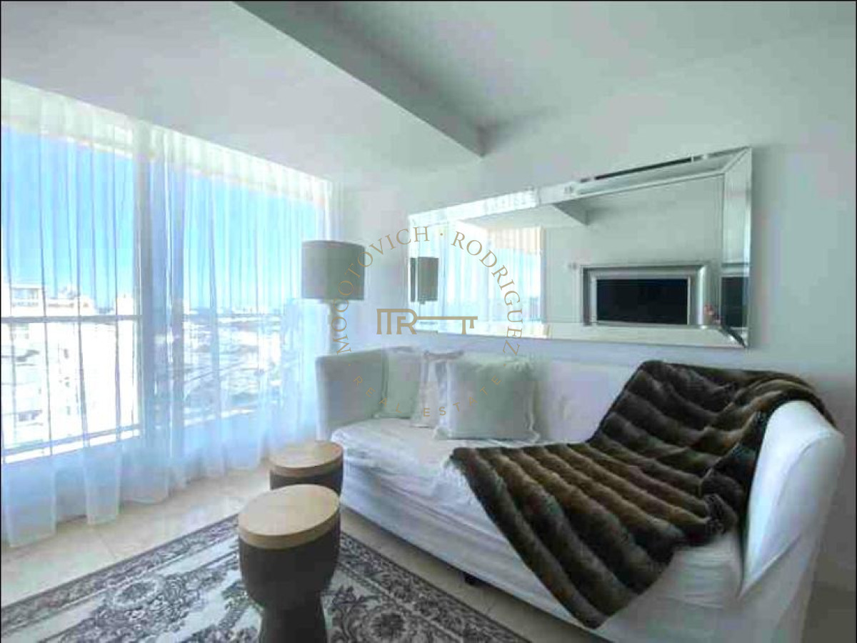 Apartamento ID.3294 - Hermoso apartamento de un dormitorio  en venta Torre Yoo 