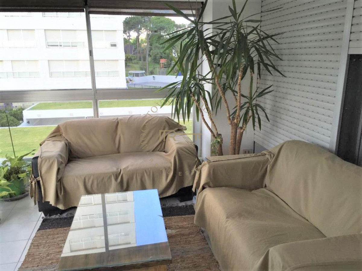 Apartamento ID.244 - Complejo Lincoln. Apartamento 3 dormitorios en alquiler  - Playa Mansa Punta del Este