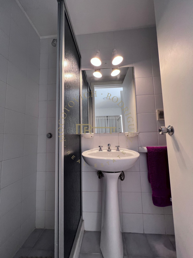 Apartamento ID.2016 - Venta y alquiler primera linea 3 dormitorios mas dependencia 