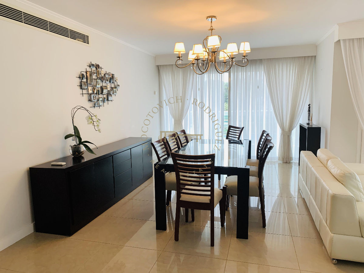 Apartamento ID.24 - Apartamento alquiler temporal. Torre Aquarela Punta del Este. 2 Dormitorios y dependencia