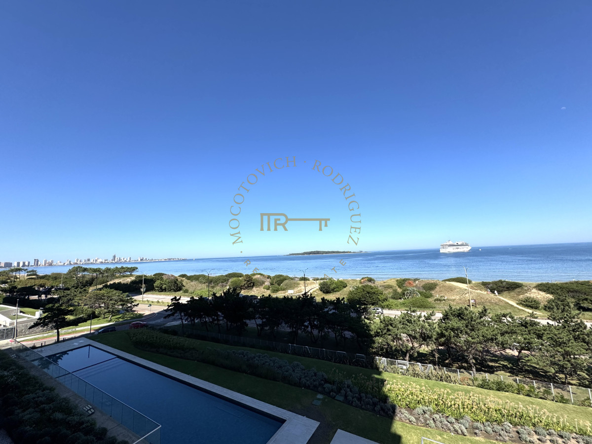 Apartamento ID.3394 - Venetian en Alquiler de verano 2026 tres suites y dependencia. Punta del Este 