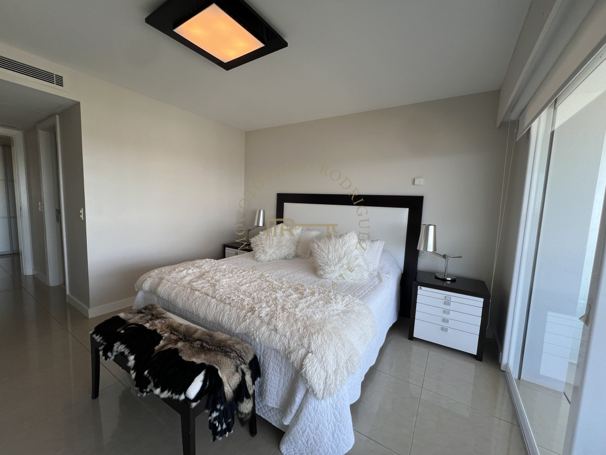 Apartamento ID.23 - Aquarela apartamento en alquiler 2 dormitorios - Playa Mansa Punta del Este