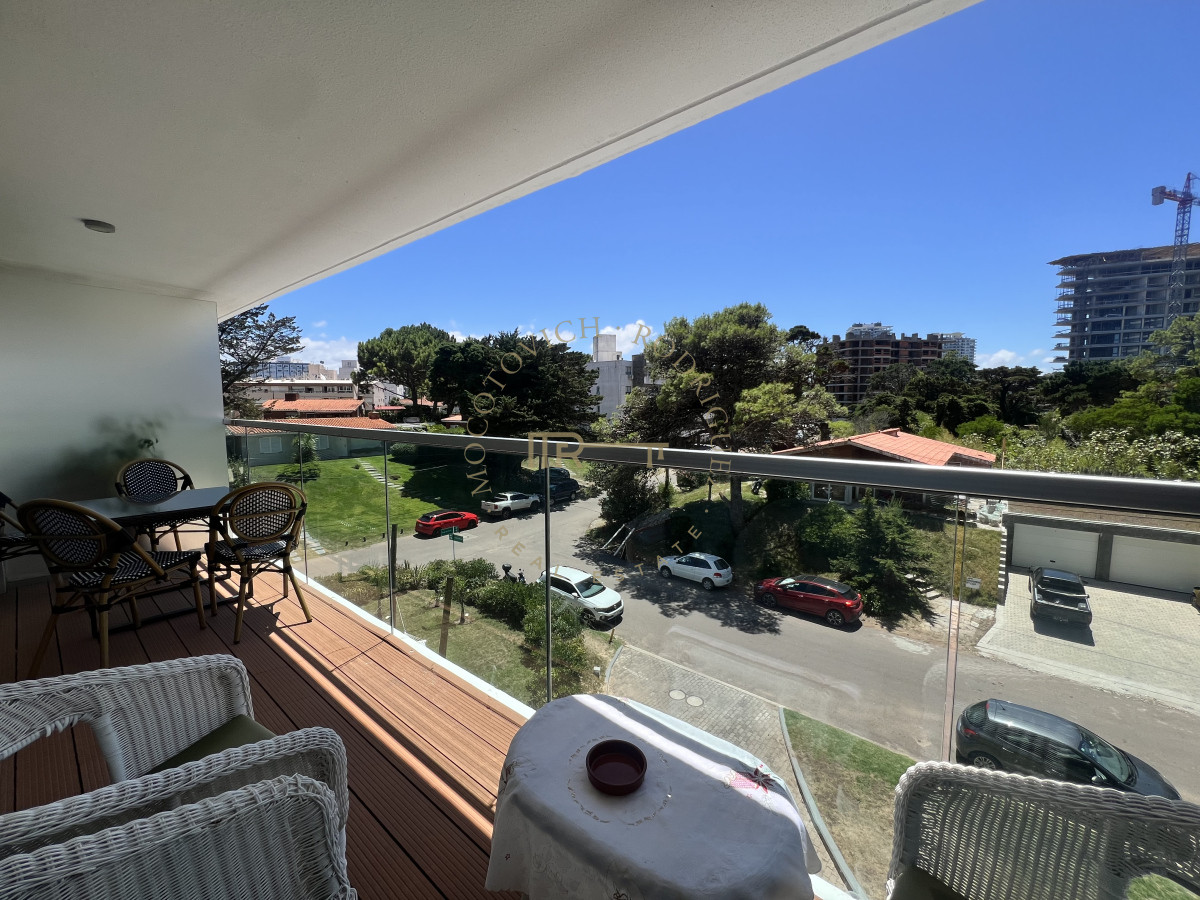 Apartamento ID.3259 - Alquiler temporal 1 dormitorio con amenities. Punta del Este. Brava . 