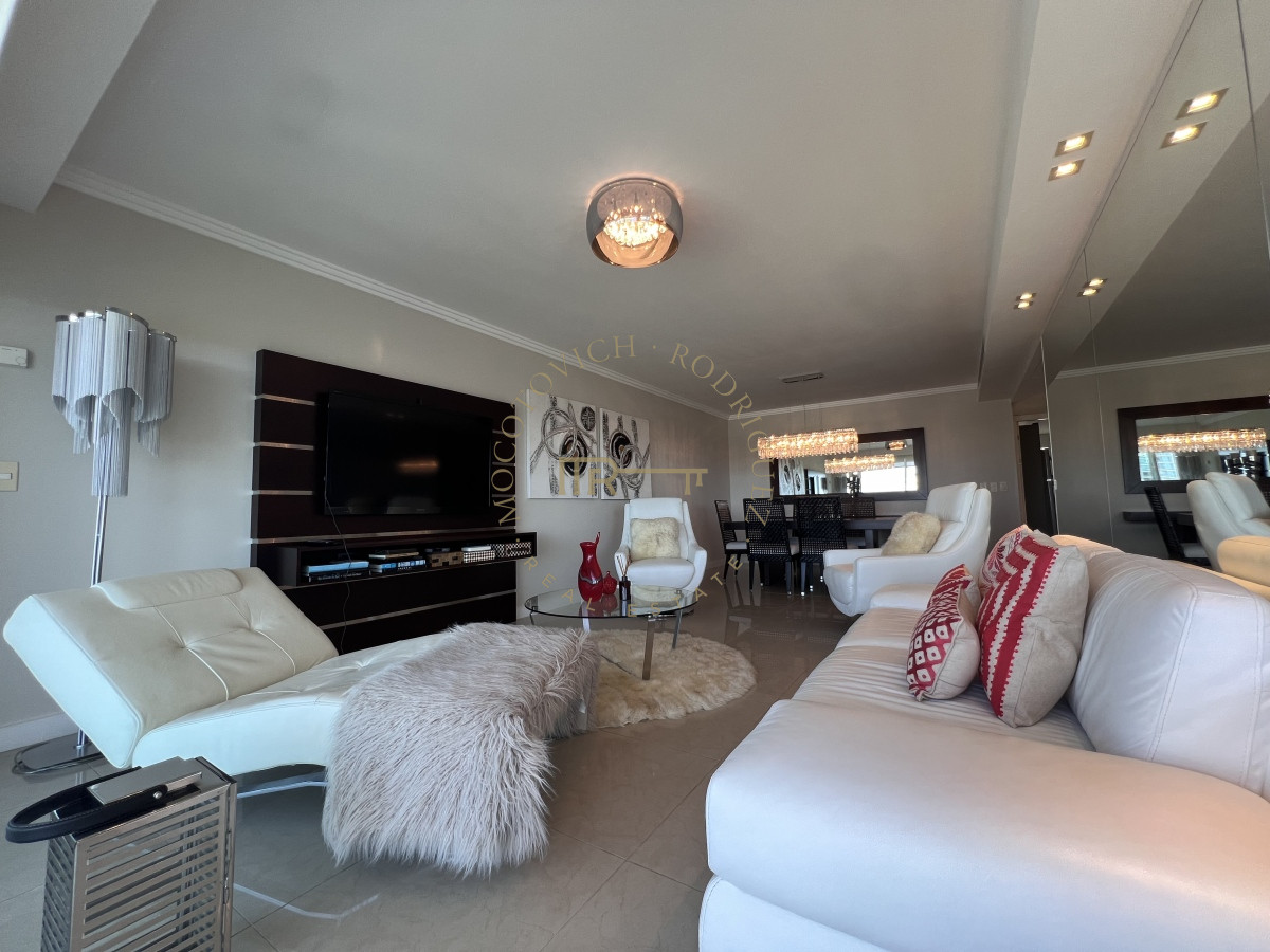 Apartamento ID.23 - Aquarela apartamento en alquiler 2 dormitorios - Playa Mansa Punta del Este