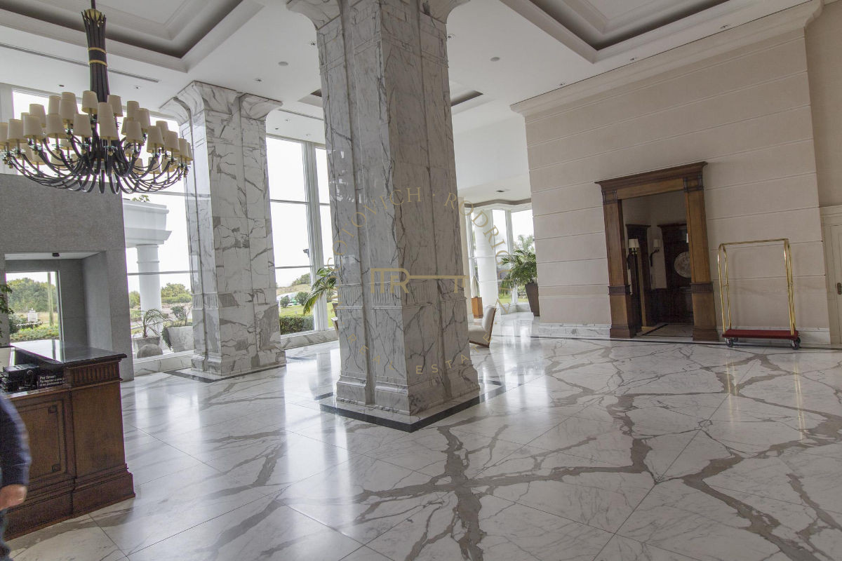 Apartamento ID.30 - Millenium apartamento en alquiler temporal  3 dormitorios Playa Mansa Punta del Este