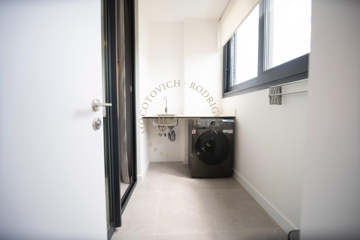 Apartamento ID.3394 - Venetian en Alquiler de verano 2026 tres suites y dependencia. Punta del Este 