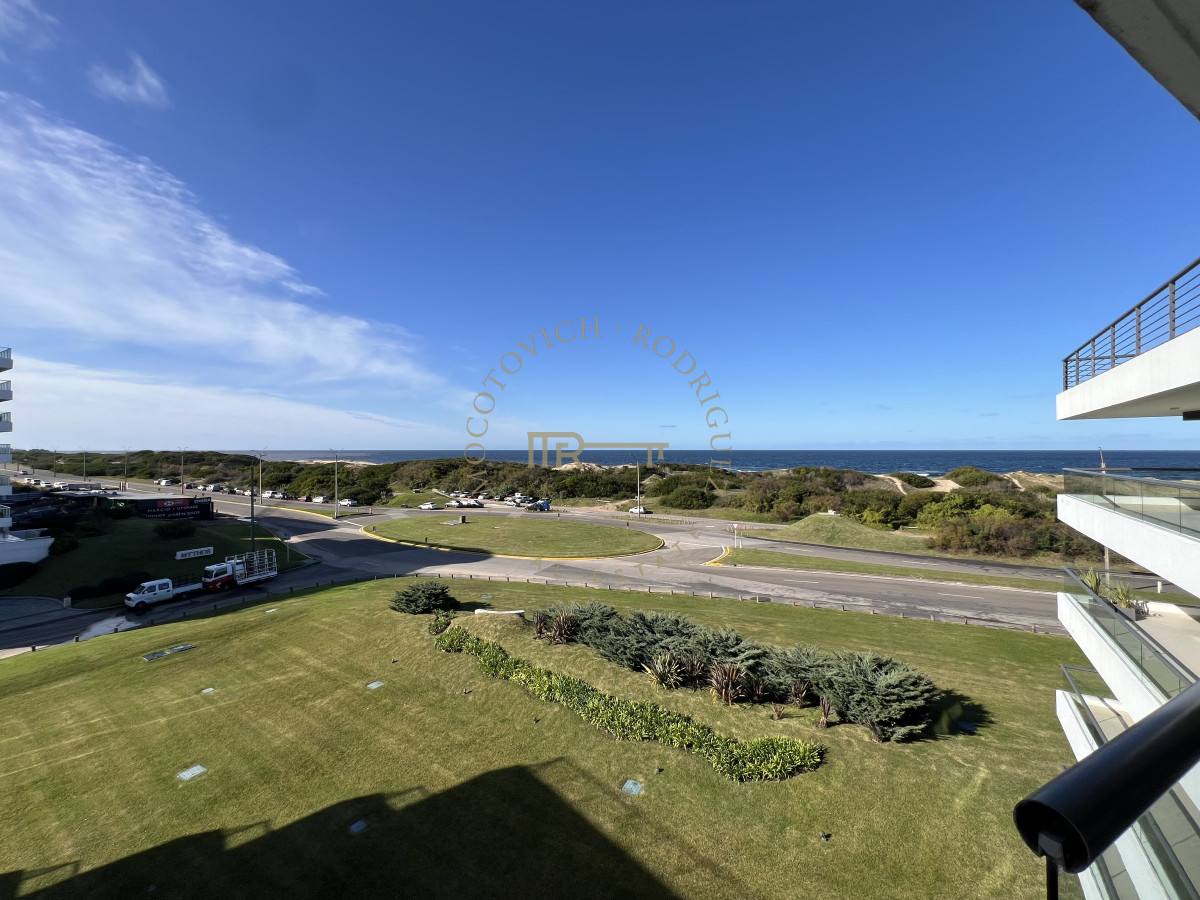 Apartamento ID.222 - Apartamento en alquiler 3 dormitorios y barbacoa propia - Playa Brava