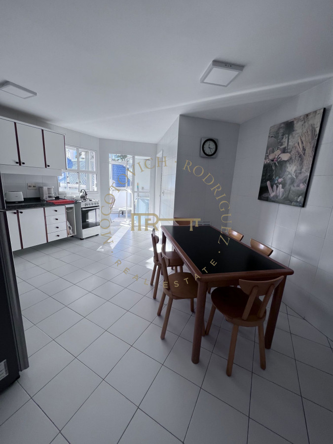 Apartamento ID.2016 - Venta y alquiler primera linea 3 dormitorios mas dependencia 