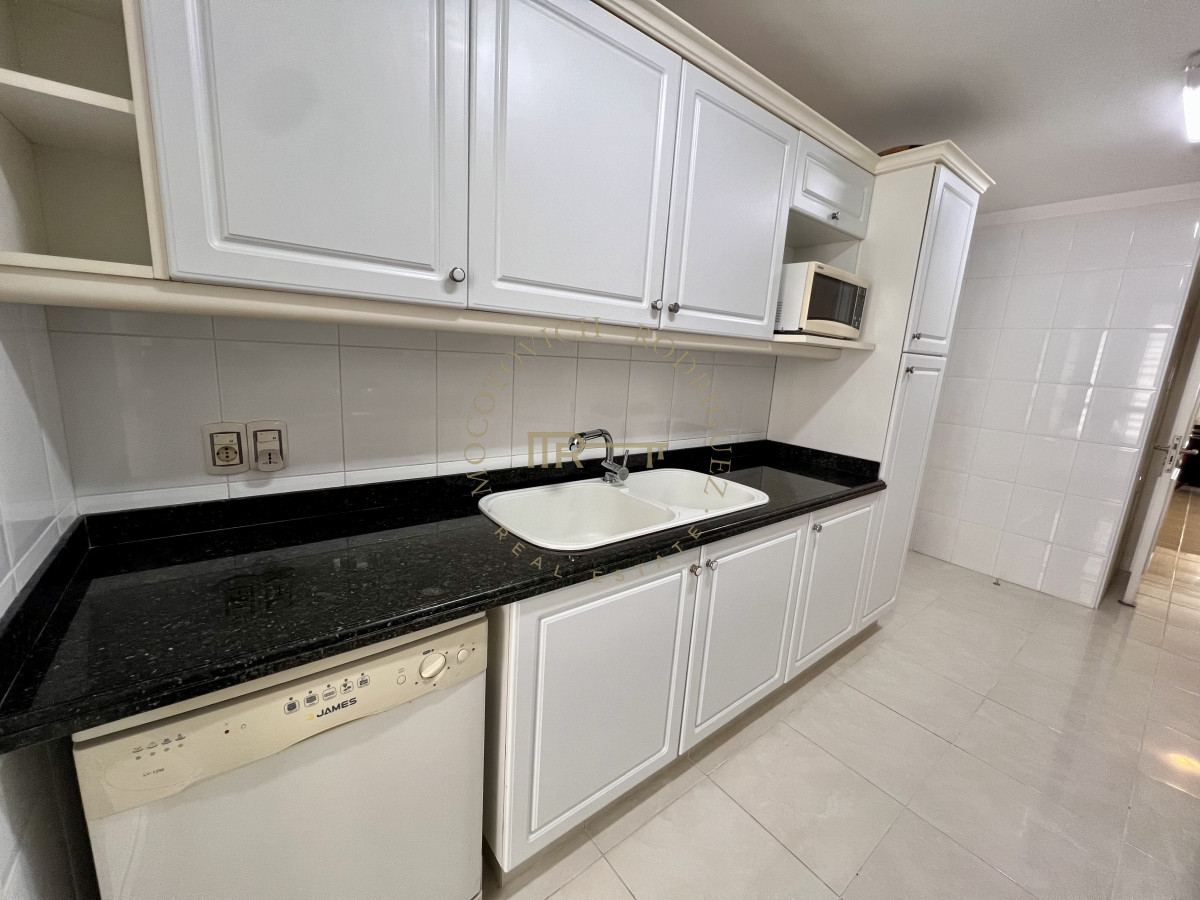 Apartamento ID.2390 - Alquiler anual - invernal 3 dormitorios Le jardin Punta del Este 
