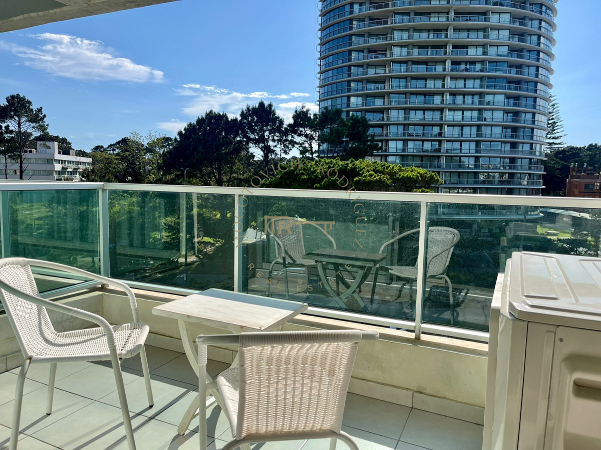 Apartamento ID.3706 - Apartamento en Alquiler en Gala vista