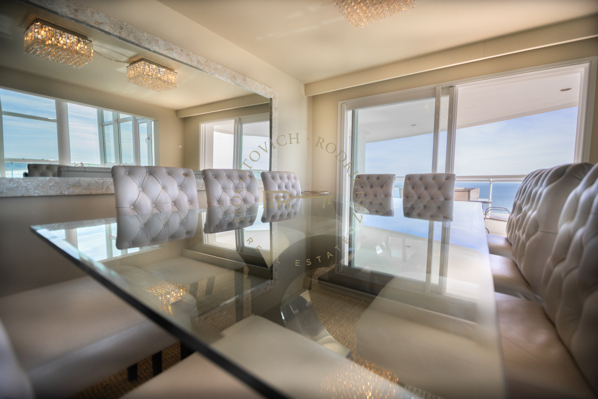 Apartamento ID.7 - Aquarela duplex en venta 4 dormitorios en venta. Playa Mansa. Punta del Este