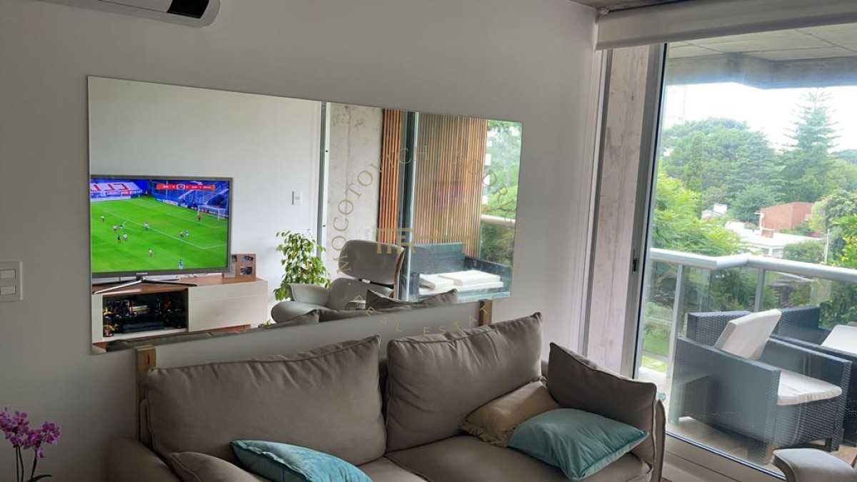 Apartamento ID.2511 - Apartamento en venta Punta del Este. Dos dormitorios y dos baños. Con amenities.  