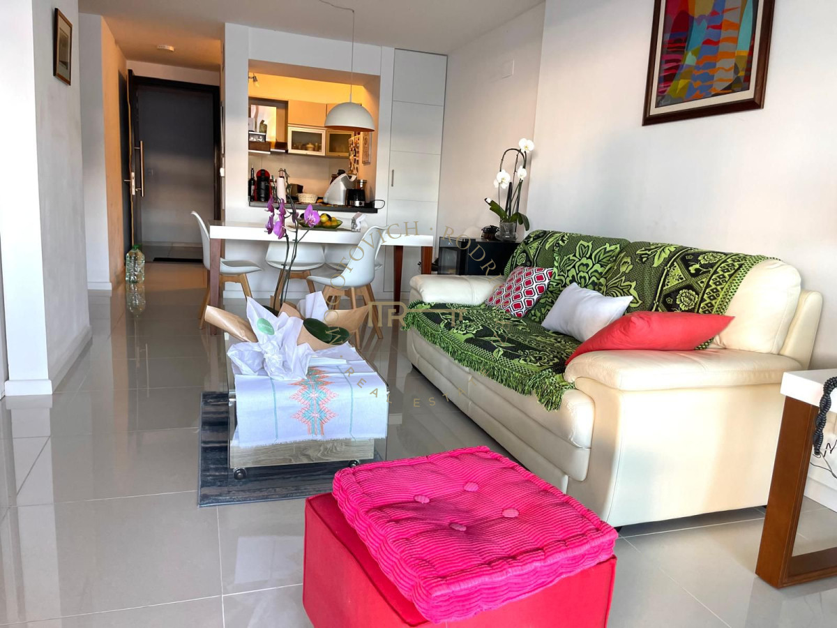 Apartamento ID.3130 - Apartamento de 2 dormitorios y 2 baño.
