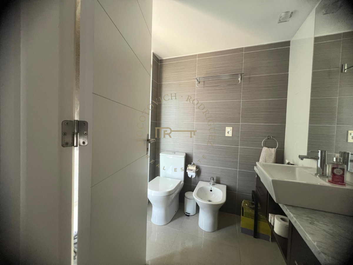 Apartamento ID.4156 - Apartamento en Alquiler en torre One I de 3dormitorios