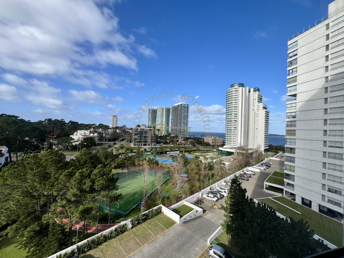 Apartamento ID.3268 - Apartamento 3 dormitorios en alquiler anual. Punta del este.