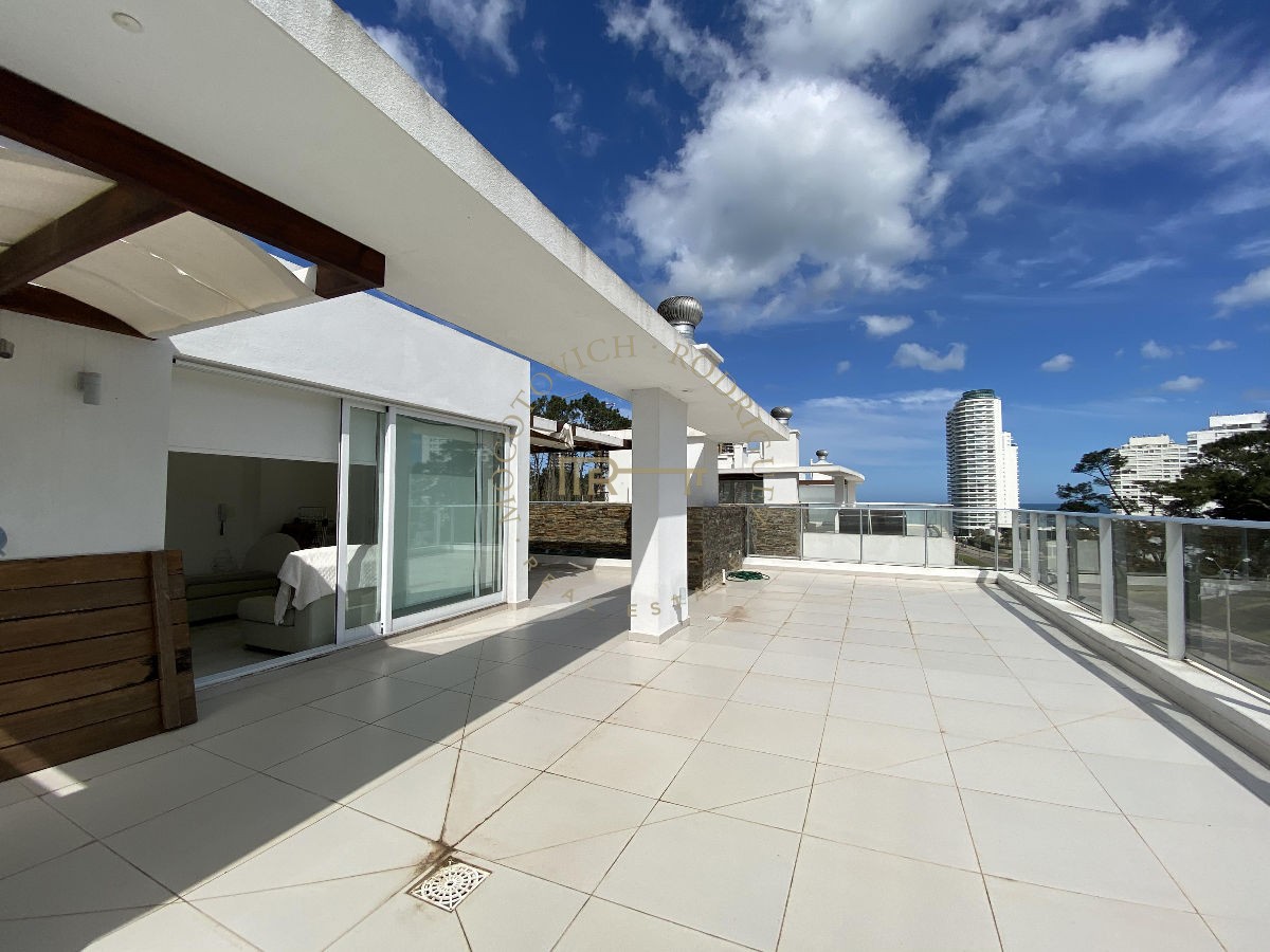 Apartamento ID.462 - PENTHOUSE en venta Playa Mansa Punta del Este  