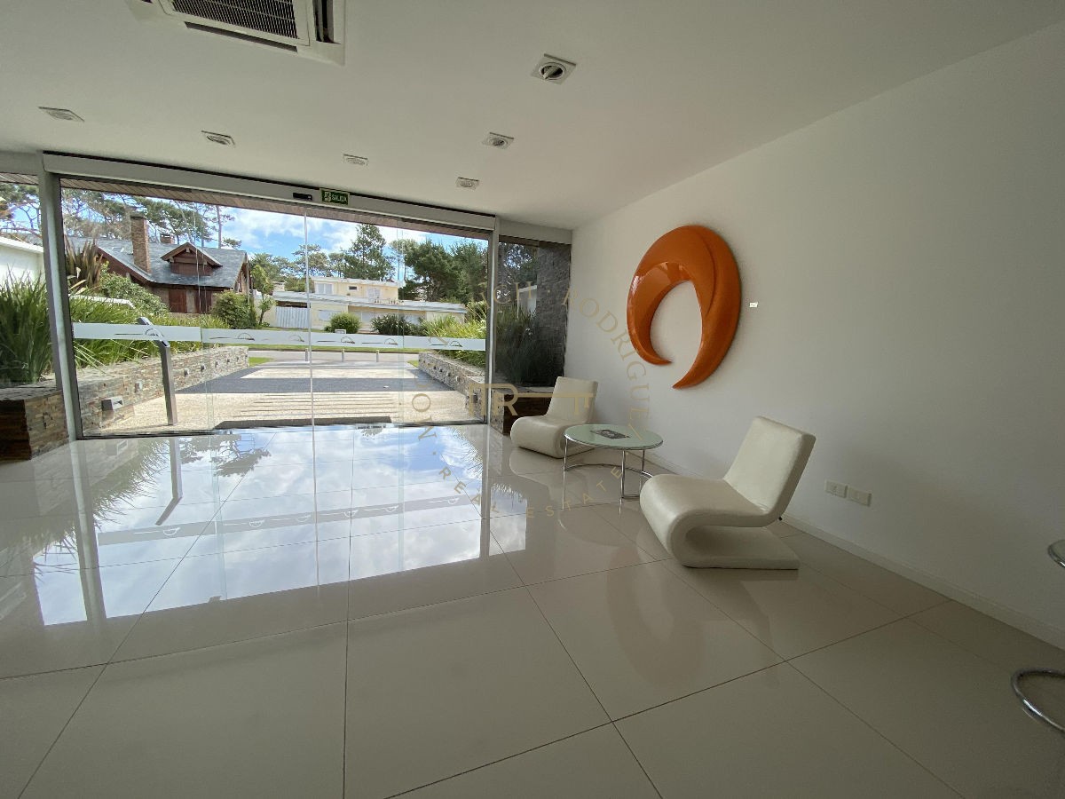 Apartamento ID.462 - PENTHOUSE en venta Playa Mansa Punta del Este  