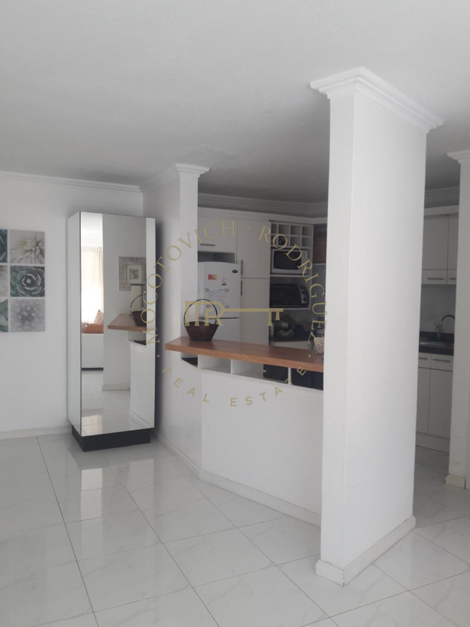 Apartamento ID.3143 - Alquiler de verano 2 dormitorios 2 baños Pinares frente al mar.  Punta del Este. 2026 