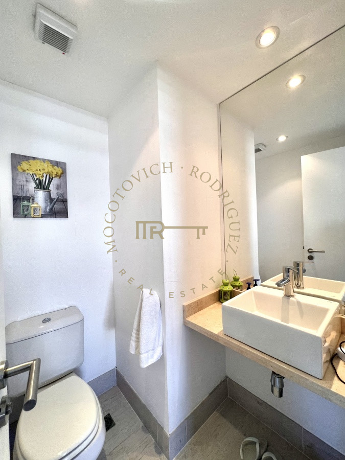 Apartamento ID.57 - Emerald apartamento en venta - 3 dormitorios + den- piscina  - Mansa Penthouse Punta del Este