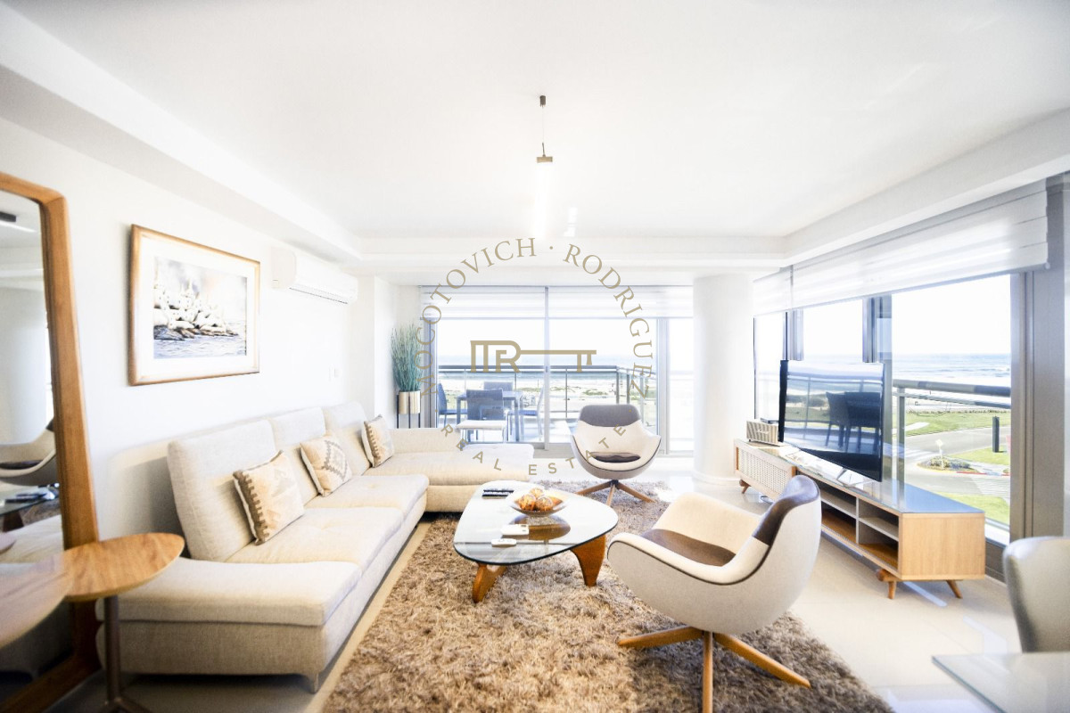 Apartamento ID.652 - Imperiale. Apartamento en venta - 4 dormitorios.-